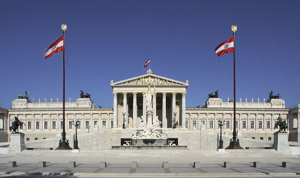  Migrant Voice - Austria must step back from the brink