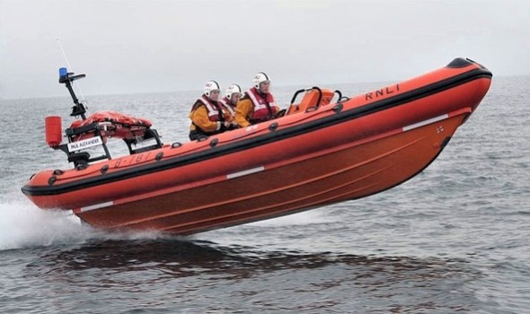  Migrant Voice - RNLI defends Channel rescues